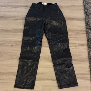 Abercrombie Faux Leather Black 90’s Straight Ultra High Rise Curve Love 27/4L